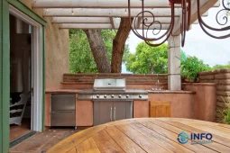 Outdoor kitchen decor ideas that fit your space, budget and real life